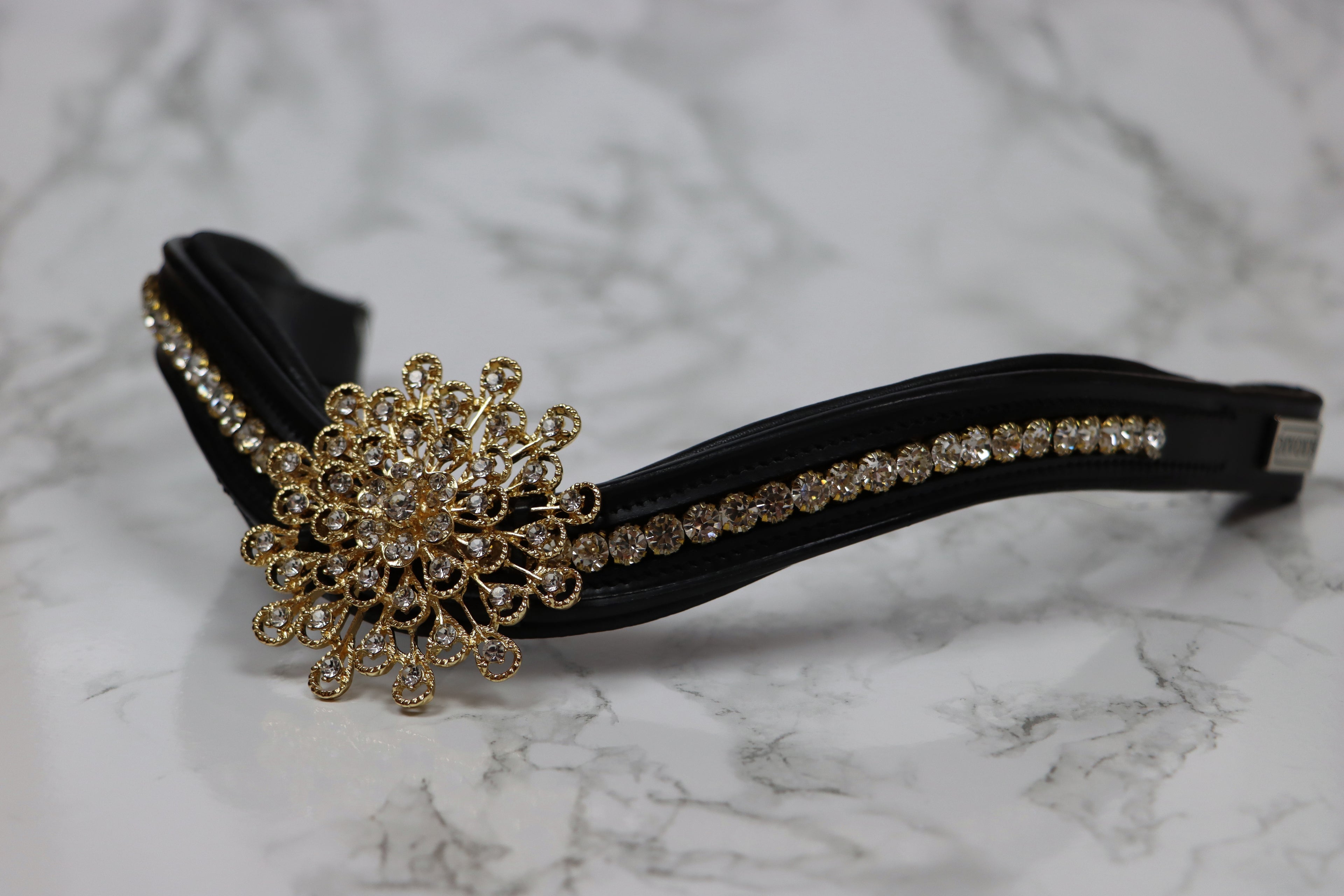 Ysanne Gold